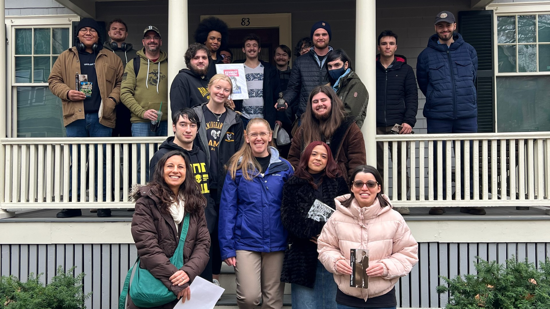 Sarah Mulhall Adelman, with group on field trip